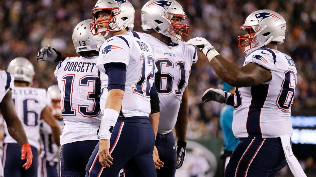Dorsett, Patriots moving on without injured WR Gordon
